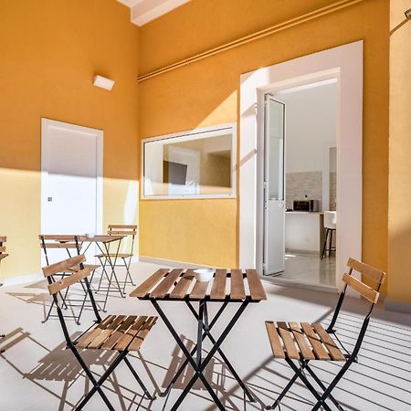 Palazzobellini Panzió Catania-Fontanarossai nemzetközi repülőtér Kültér fotó