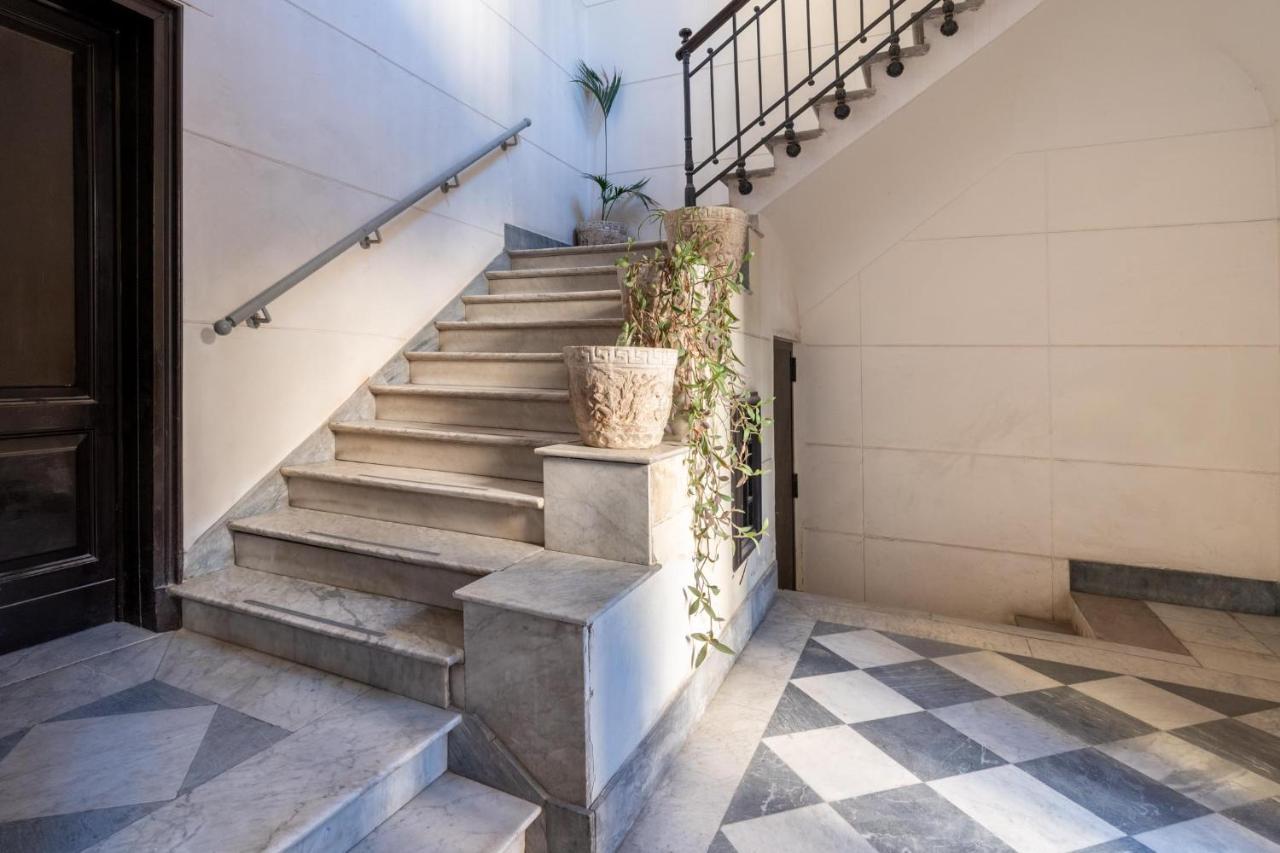Palazzobellini Panzió Catania-Fontanarossai nemzetközi repülőtér Kültér fotó