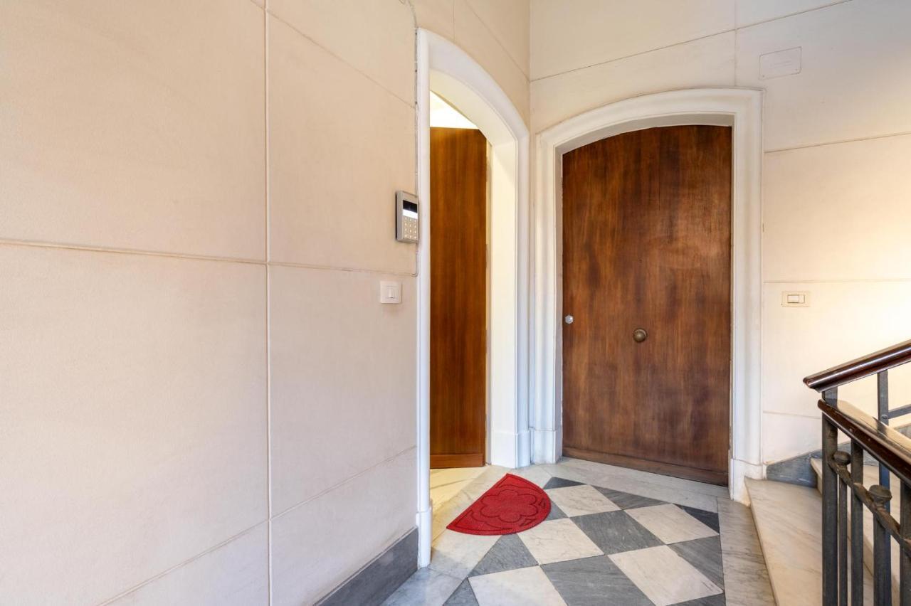 Palazzobellini Panzió Catania-Fontanarossai nemzetközi repülőtér Kültér fotó