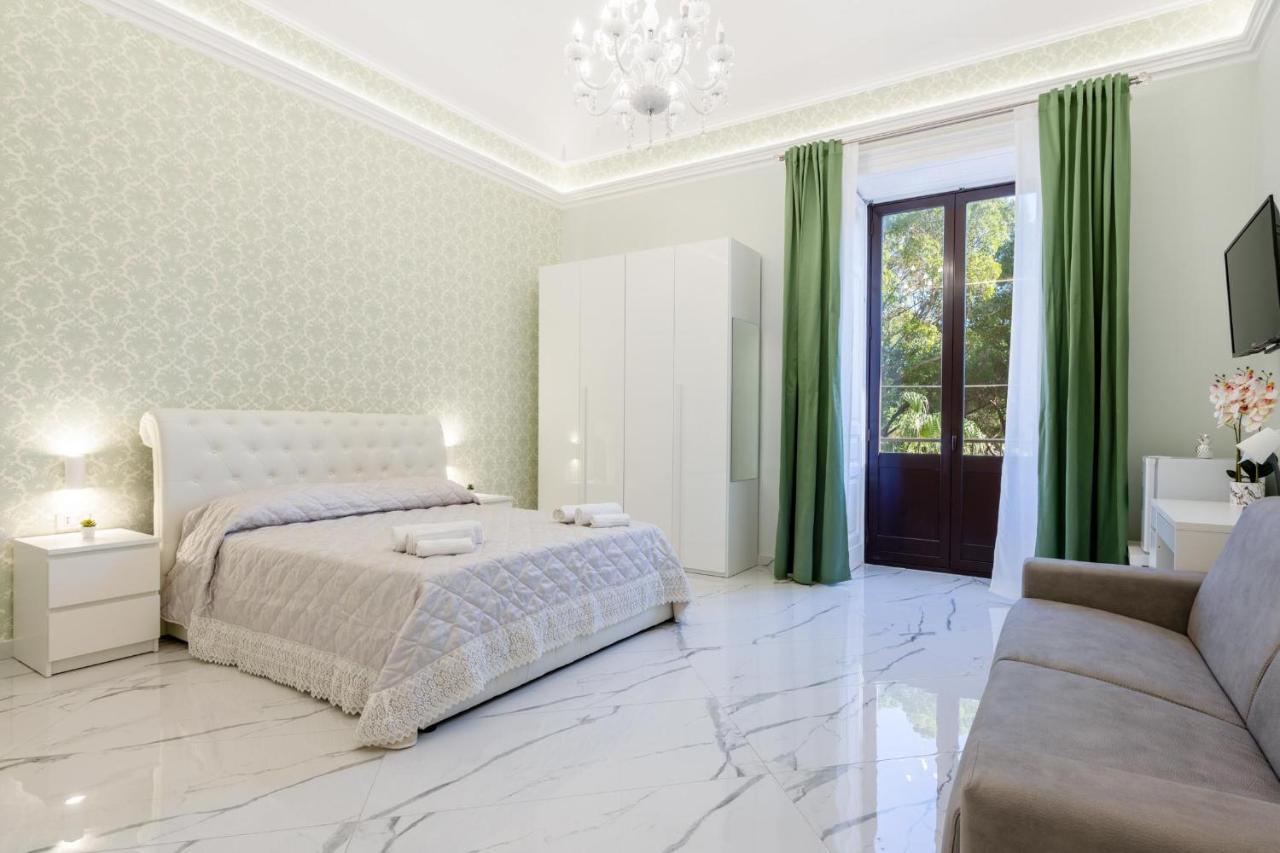 Palazzobellini Panzió Catania-Fontanarossai nemzetközi repülőtér Kültér fotó